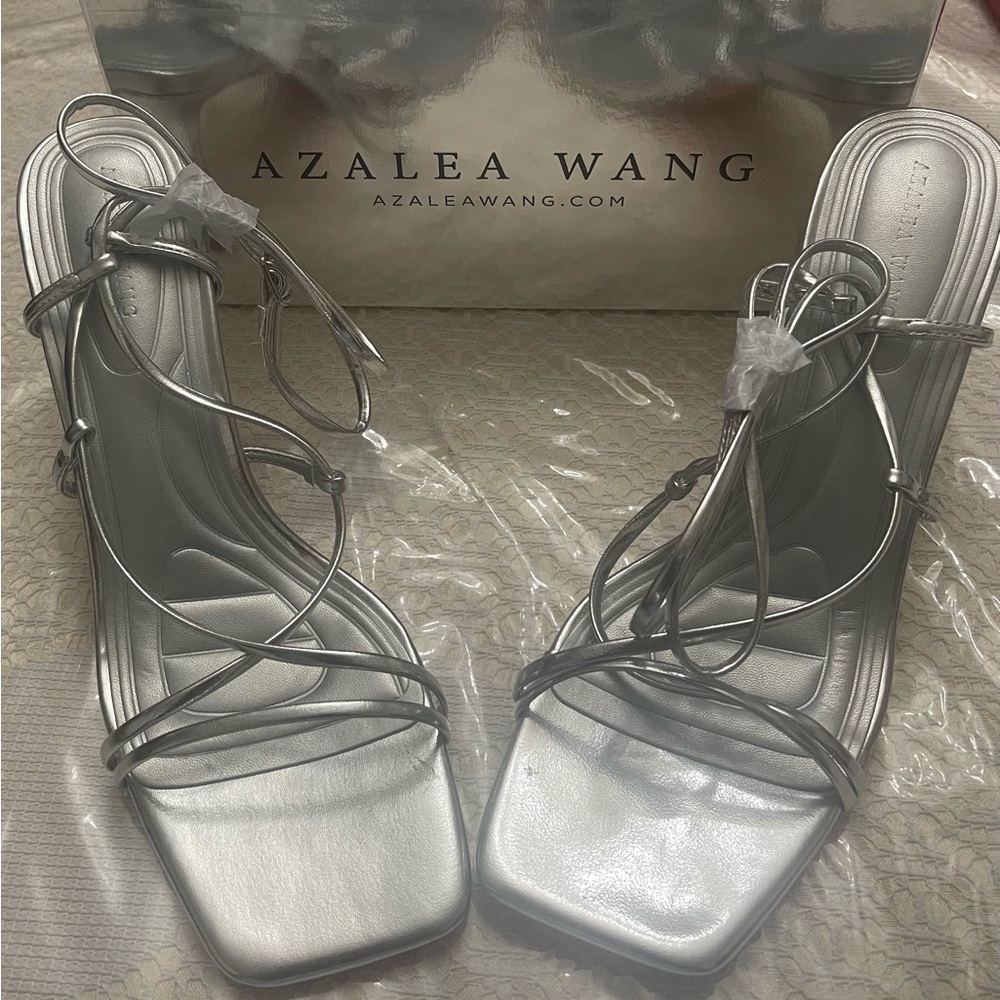 Azalea Wang Silver Ankle Strappy Tie Up Shoes Heels NYE Party Festive sz 10 NIB